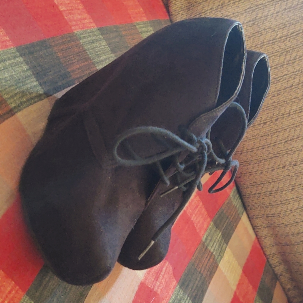 Soda Wedge's Size 6